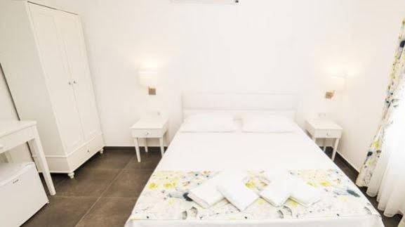Nilia Butik Otel Bozcaada Exterior foto